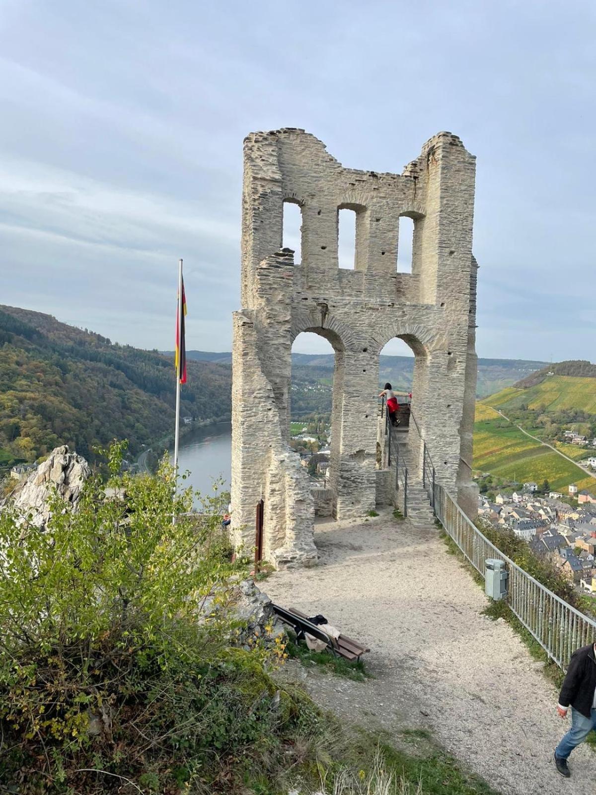 Am Apfelbaum, Ein Ferienhaus Zwischen Rhein Und Mosel Kastellaun Eksteriør billede